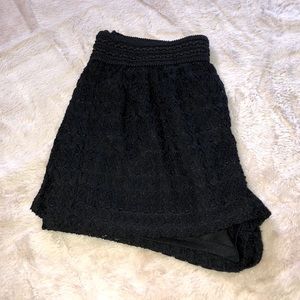 Black lace shorts. Elastic waist. Casual. Comfy